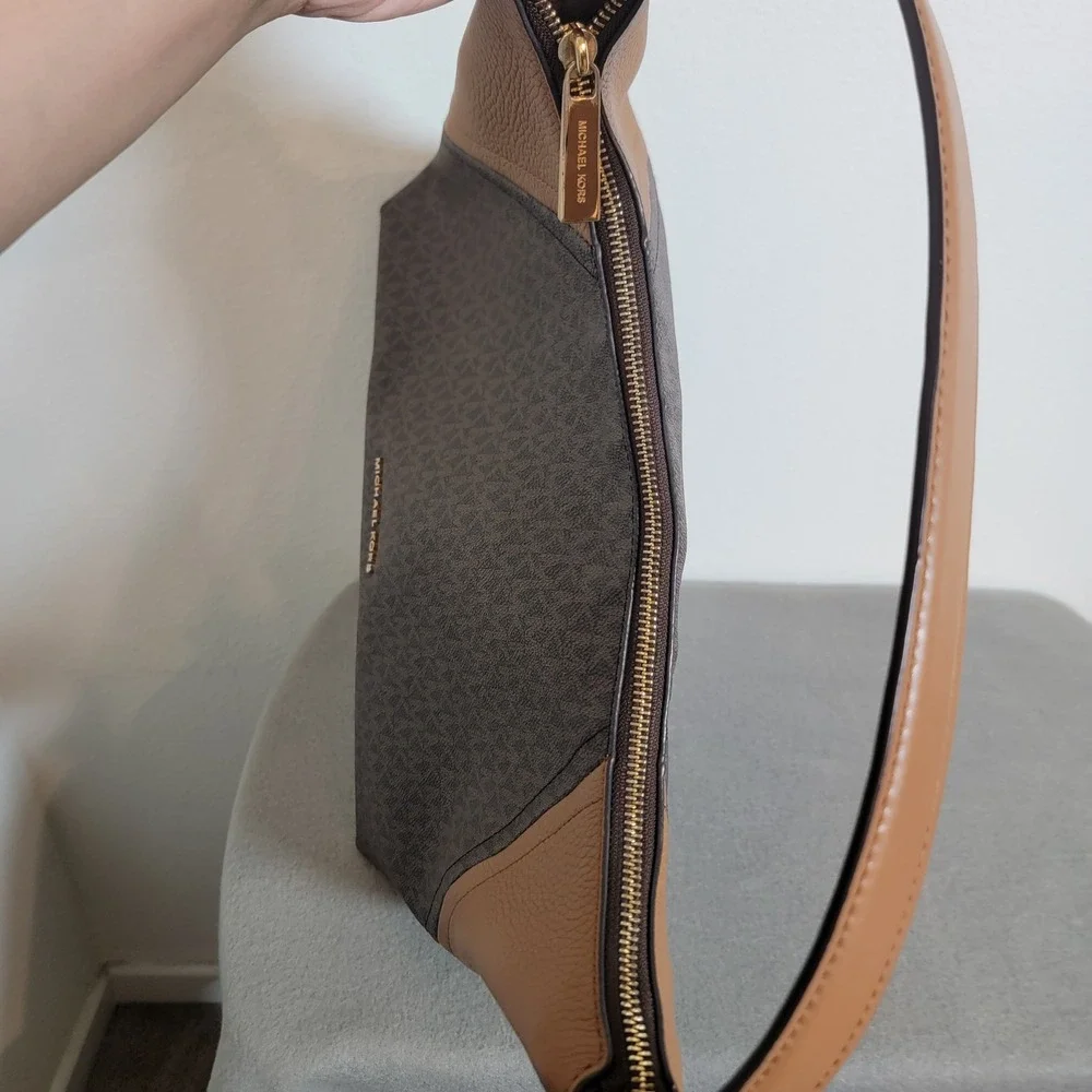 Michael Kors‎ Aria Large Brown Monogram Logo Large Hobo Shoulder Bag Leather